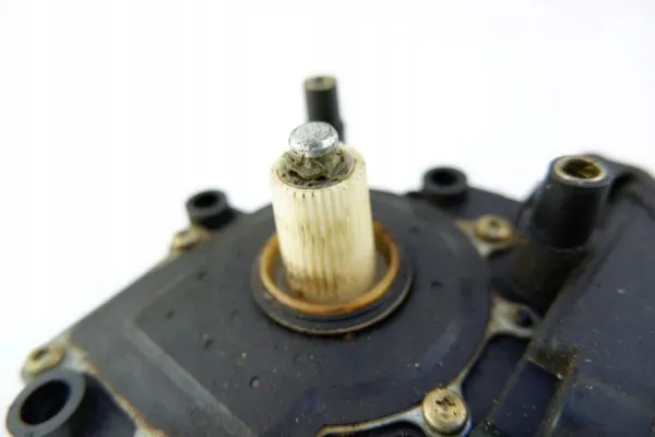 OEM 113846-113 Höger Framruta Motor Audi A4 B5 image 3
