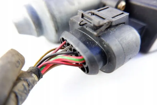 OEM 113846-113 Höger Framruta Motor Audi A4 B5 image 5