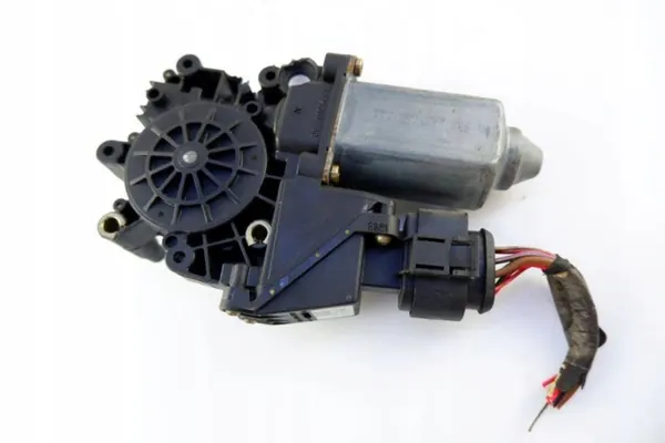 OEM 113846-113 Höger Framruta Motor Audi A4 B5 image 7