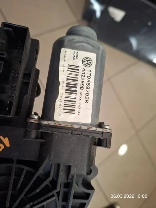 OEM 1T0959702R Oikea ikkunan nostin VW Caddy image 4