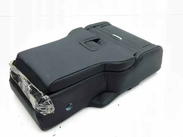 Lexus RX 450H 2020 Rücksitzarmlehne OEM AMD219315 image 4