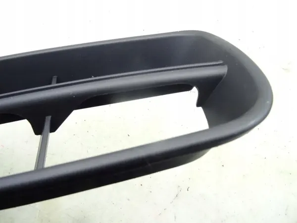 Griglia paraurti destra per Skoda Fabia II image 7