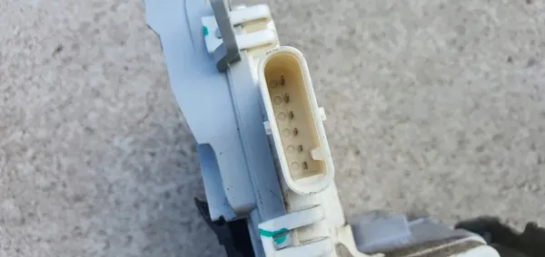 Vänster Bakdörrslås Audi A5 Sportback 8K0839015C image 4