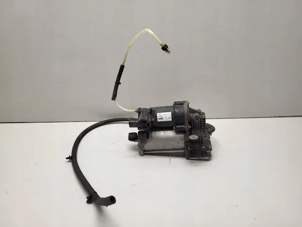 Mercedes Airmatic-Pumpe OEM A1663200204 - Gebraucht image 2