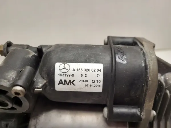 Mercedes Airmatic-Pumpe OEM A1663200204 - Gebraucht image 6