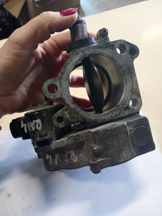 Corps de papillon OEM 18372618985 pour Toyota Corolla image 3