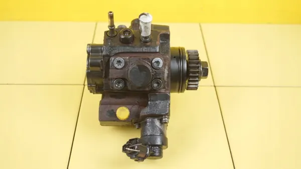Pompe à injection OEM M9R692 pour Vivaro/Trafic/Primastar image 3