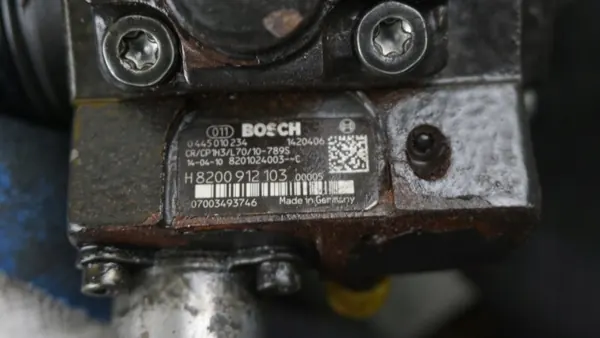 Pompe à injection OEM M9R692 pour Vivaro/Trafic/Primastar image 5