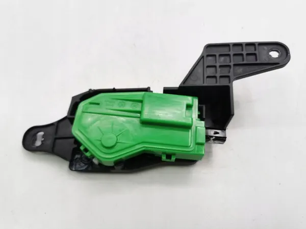 Hyundai Tucson TL 2016 Kofferbaksluiting actuator OEM AMD82671 image 2