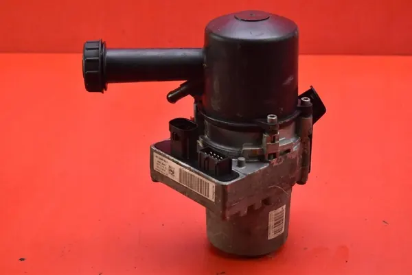 Servostyrningspump Peugeot 407 2.0 16V 9682527780 image 3