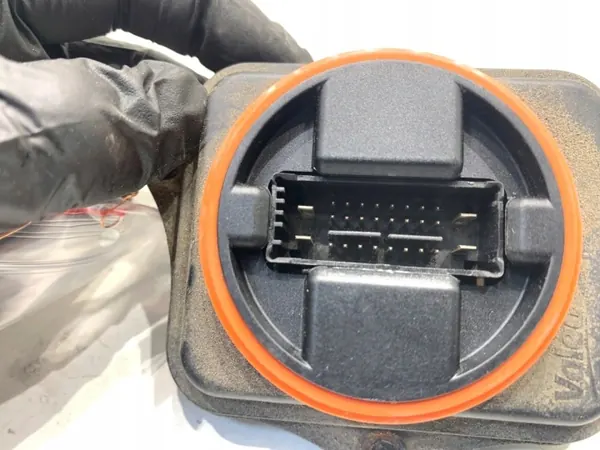 VW Passat B8 Headlight Leveling Module 3G0941329 image 3