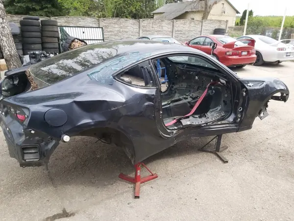 GT86 KAROSERIA Karossdelar - Begagnat Skick image 6