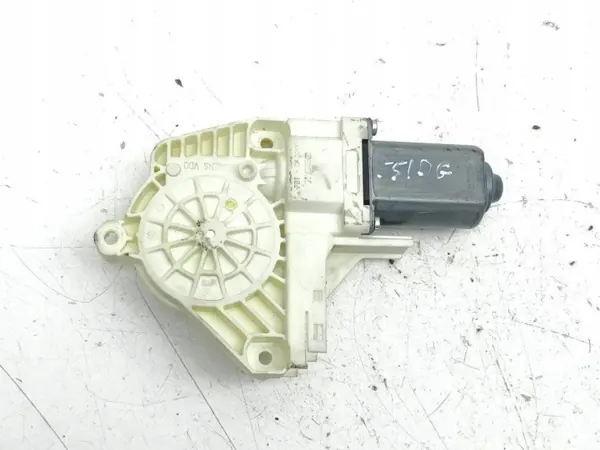 Moteur de lève-vitre avant droit OEM 0536010001 image 2