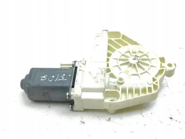 Moteur de lève-vitre avant droit OEM 0536010001 image 6