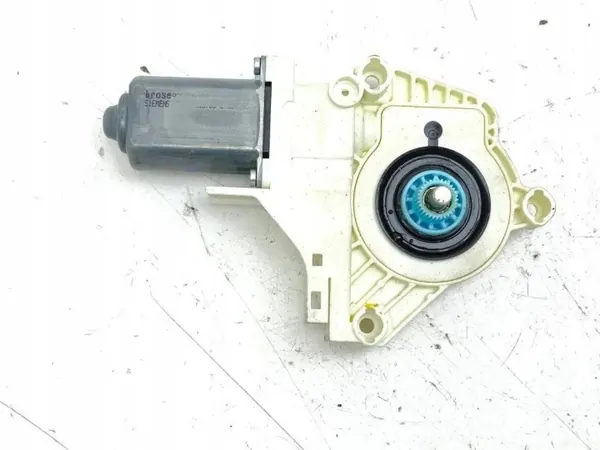 Moteur de lève-vitre avant droit OEM 0536010001 image 7