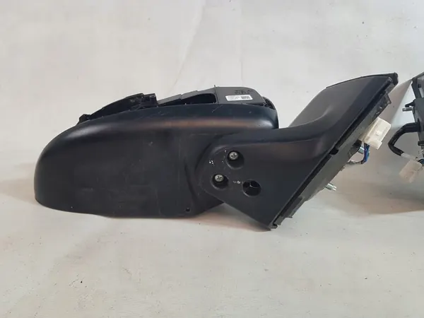 Space Star II 13- Oikea Peili 3 PIN USA image 4