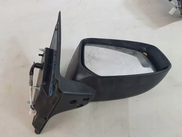 Space Star II 13- Oikea Peili 3 PIN USA image 5