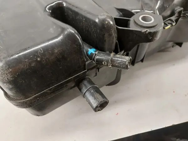 AdBlue-tank VW Transporter Multivan 7L T6.1 T6 7la131877e image 8