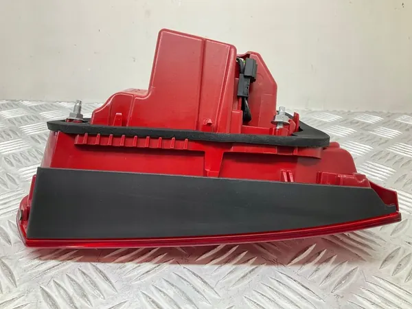 AUDI A4 B8 S-LINE SEDÁN LUZ TRASERA IZQUIERDA LED 8K5945093AC image 3