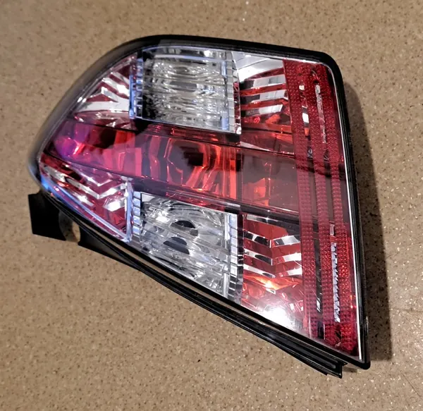 FIAT STILO HB 3D Luz Trasera Derecha 46823705 image 4