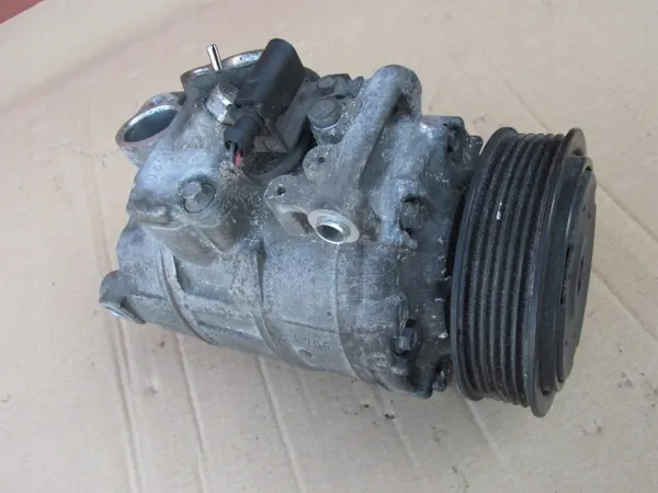 Compressore aria condizionata Audi Q7 4L 2007 3.0 TDI 7L6820803M image 3