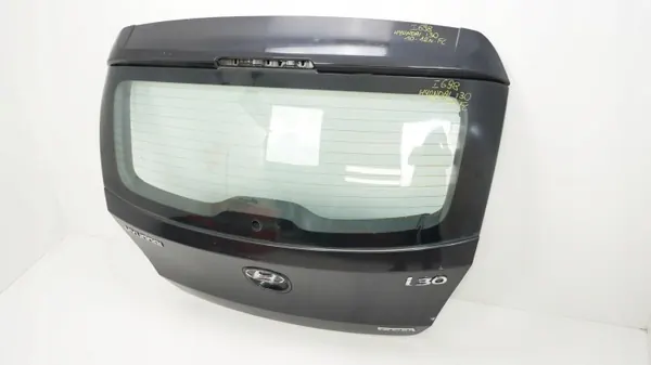 Tapa Maletero OEM 360207848 para Hyundai i30 2010-2012 image 3