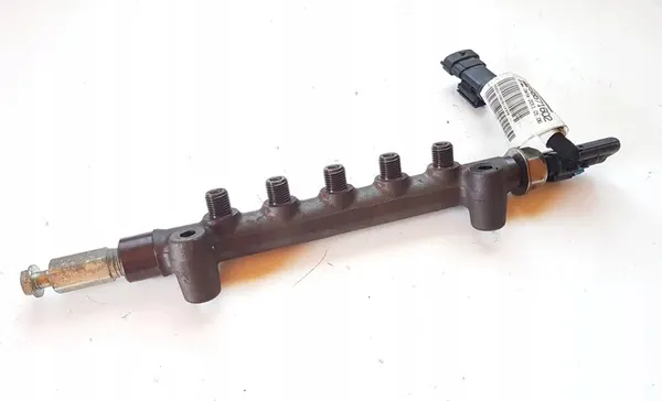 Brandstofinjectorrail Opel Astra J 2014 image 4