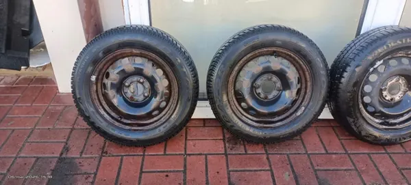 Reserverad 14'' Ford Fiesta MK7 175/65/14 4x100 image 2
