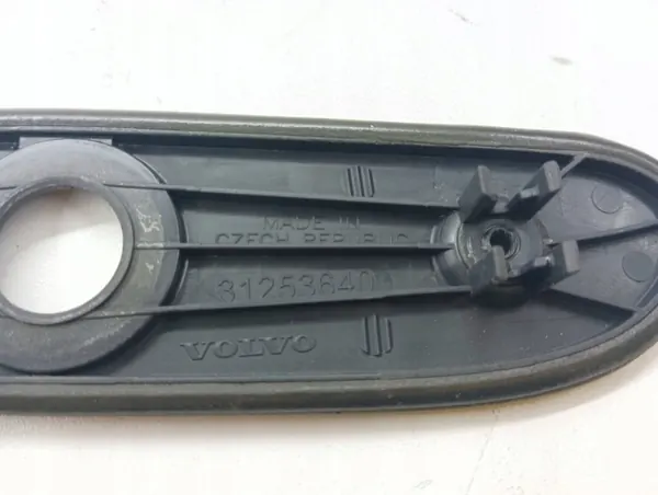 Bandeau d'éclairage plaque arrière Volvo S60 OEM 31253640 image 5