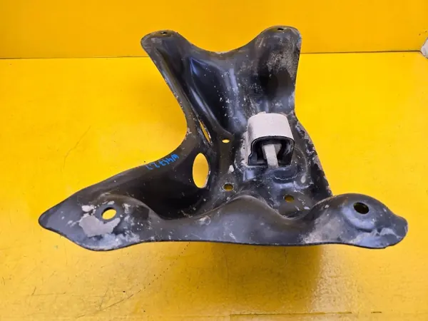 Support de Boîte Mercedes-Benz Vito W447 OEM image 4