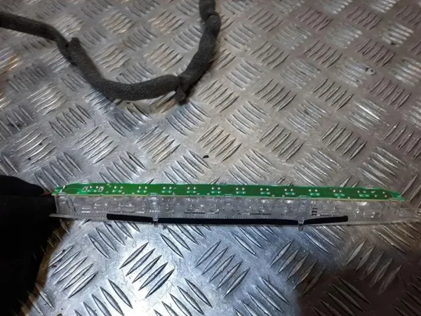 Jaguar XF Kolmas jarruvalo OEM 7410922 image 2