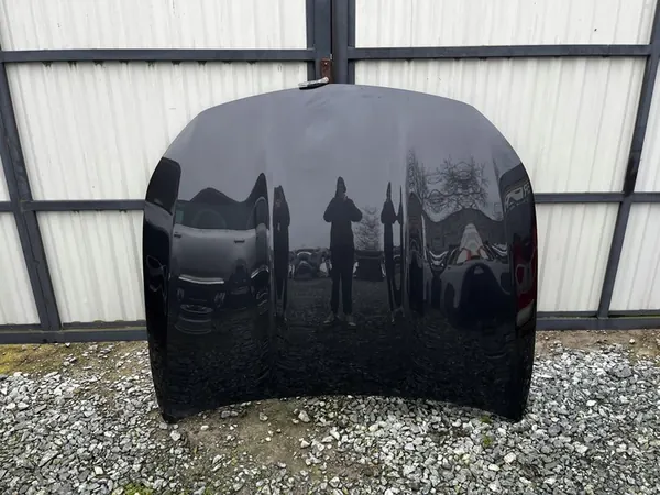 Capa do motor Mercedes CLE W236 image 1