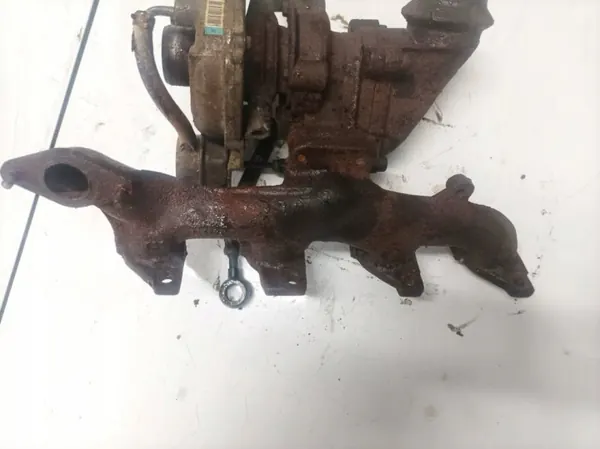 Colector de escape OEM 2196864 Peugeot 307 2.0L image 2