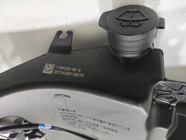 Pesunesteastia OEM 1739233-00-G Tesla Model 3 image 5