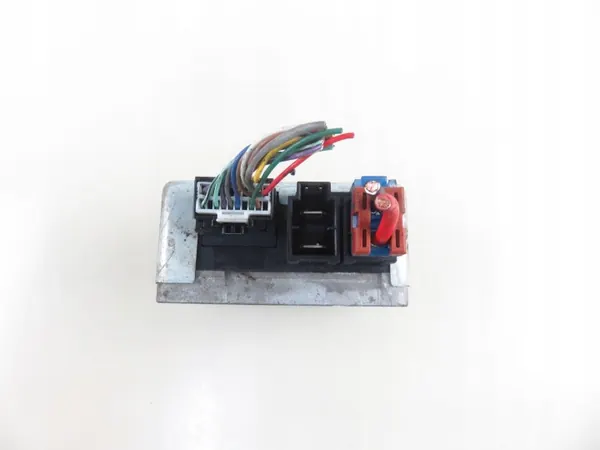 Ohjausavuste ECU OEM 9682829380 Suzuki Swift III:lle image 7