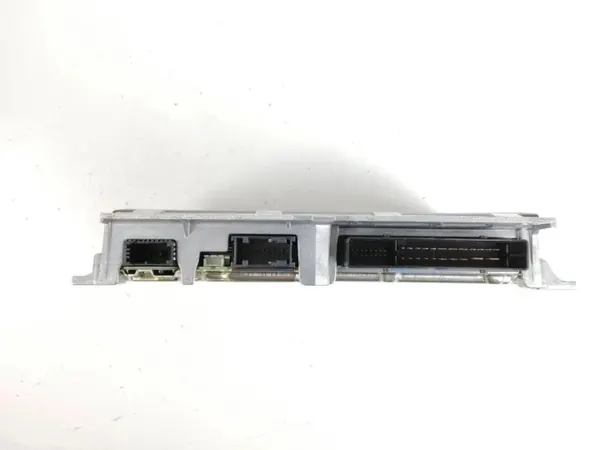 Porsche Taycan Äänenvahvistin OEM 9J1035223F image 3