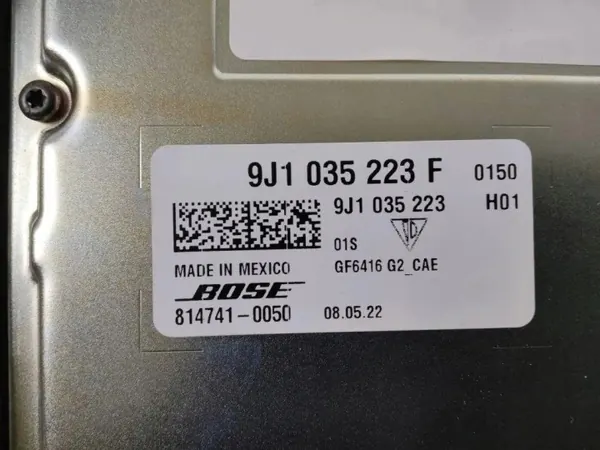 Porsche Taycan Äänenvahvistin OEM 9J1035223F image 5