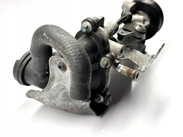 Bomba de agua Mercedes-Benz A 270 200 06 01 image 8