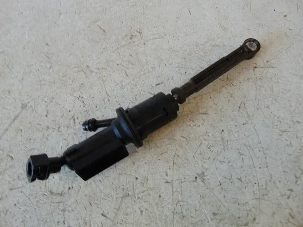 PEUGEOT PARTNER II BERLINGO 1.6 Kytkin 9689016580 image 2