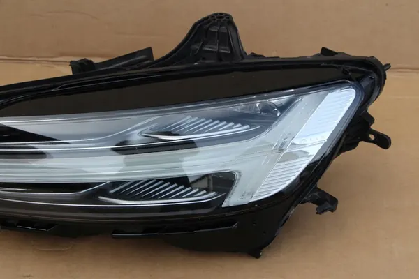 VOLVO V60 II S60 III17+ VASEN FULL LED ACTIVE AJOVALO 32338013 image 3