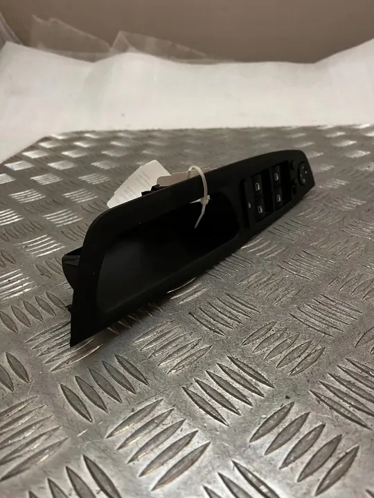 BMW X5 E70 2008 Raam Schakelaars OEM 9122121 image 10