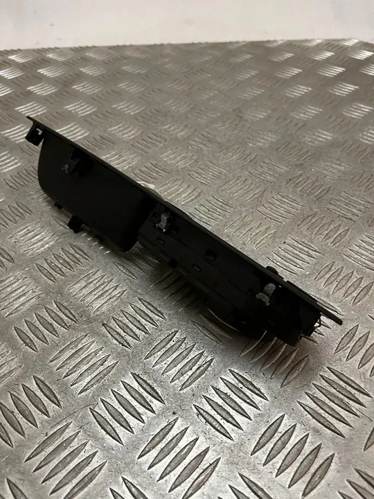 BMW X5 E70 2008 Raam Schakelaars OEM 9122121 image 9