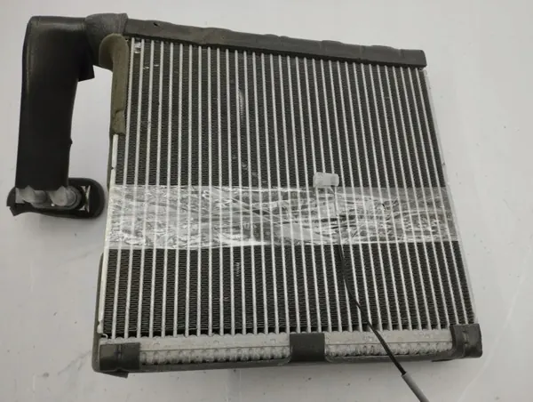 Mazda CX-5 II 2020 A/C lämmitysydin OEM AMD115392 image 8