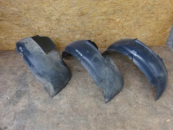 VW GOLF V 03-08 Right Front Wheel Arch 1K0805978B image 6