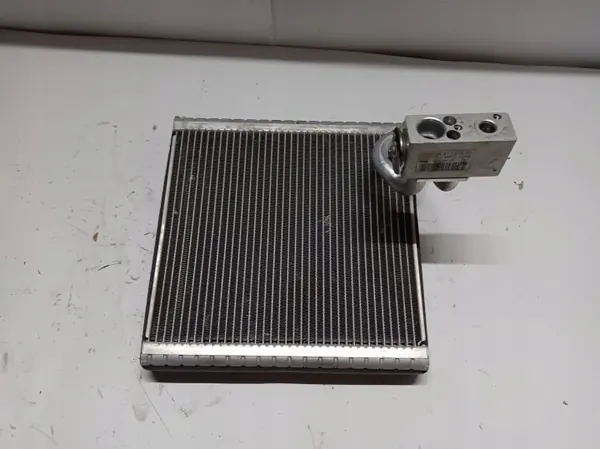 Radiateur chauffage climatisation Renault Master III OEM A31101500 image 3