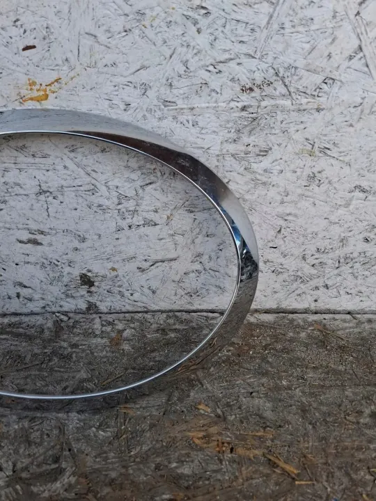 OEM 7449210 Cache Phare Chrome Droit Avant image 5