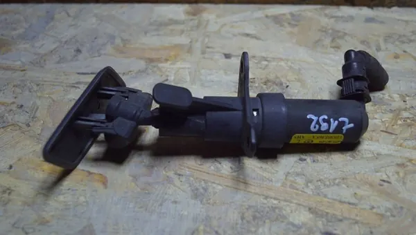 SKODA OCTAVIA II Left Headlight Washer 1Z0955965A image 6