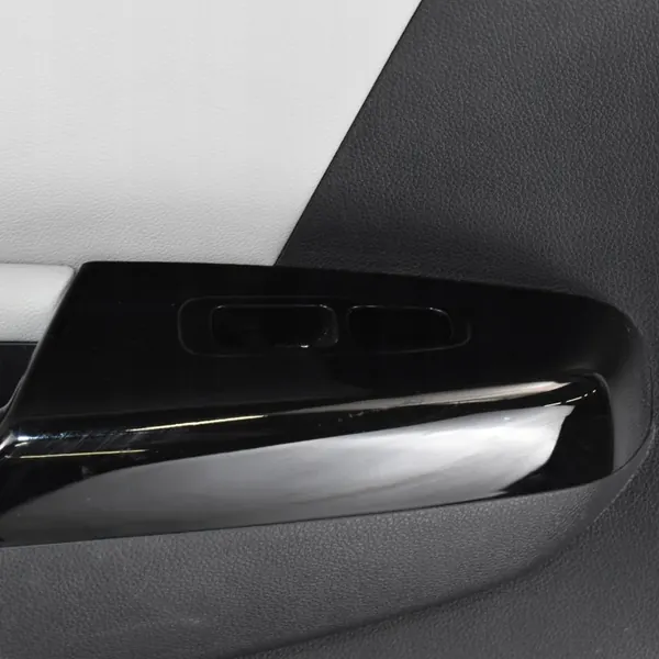 Painel de Revestimento Couro Porta Traseira Esquerda OEM 83307-F1010 image 4