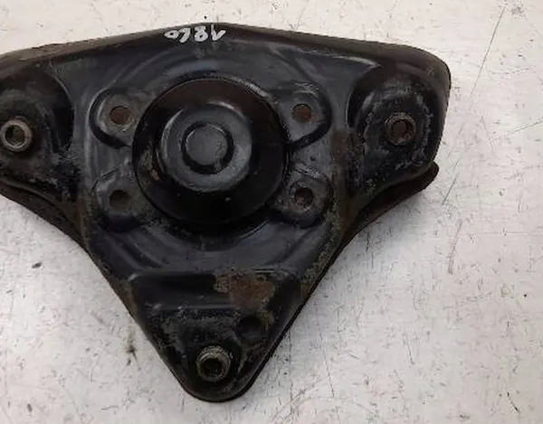 OEM 8D0412391B Stötdämparfäste för VW Passat B5 image 2