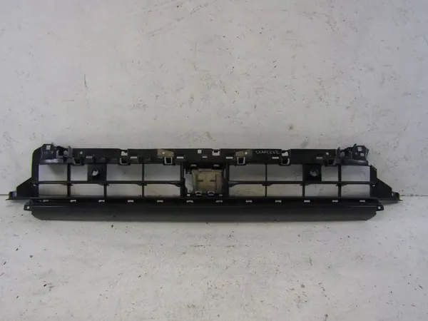 AUDI Q3 S-LINE Griglia Paraurti Anteriore 83A807683A image 2